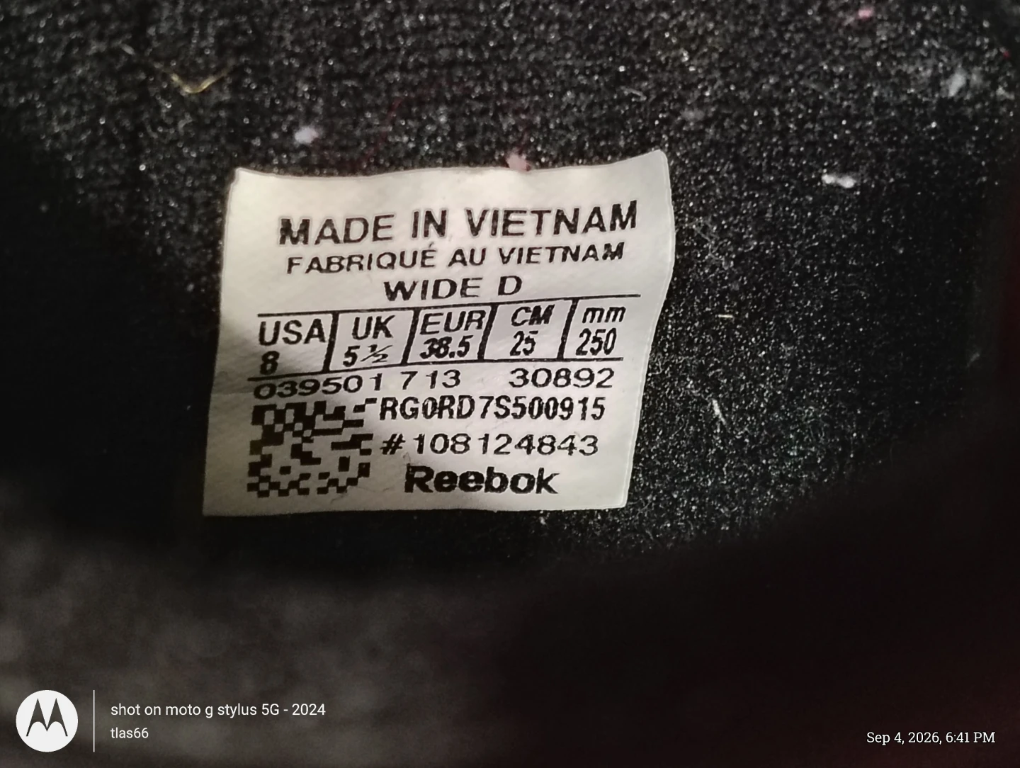 Reebok Classic Black Sneakers Size 8 Wide - photo 2