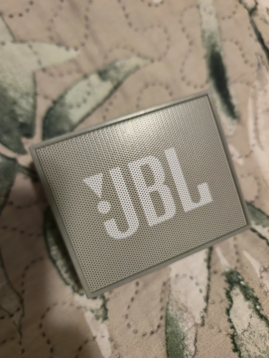 Jbl Bluetooth speaker - photo 4
