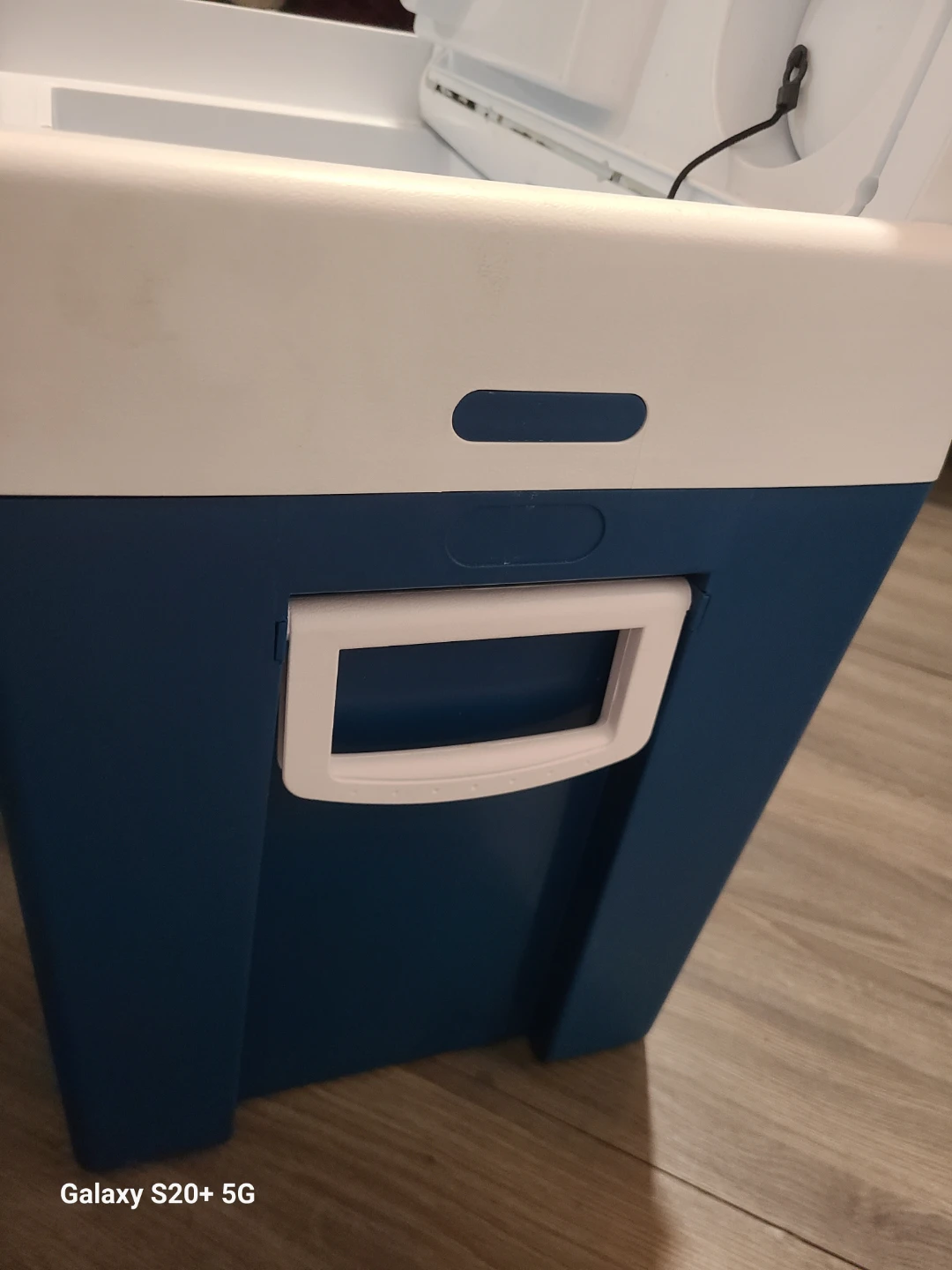 Mobicool Electric Cooler - photo 5