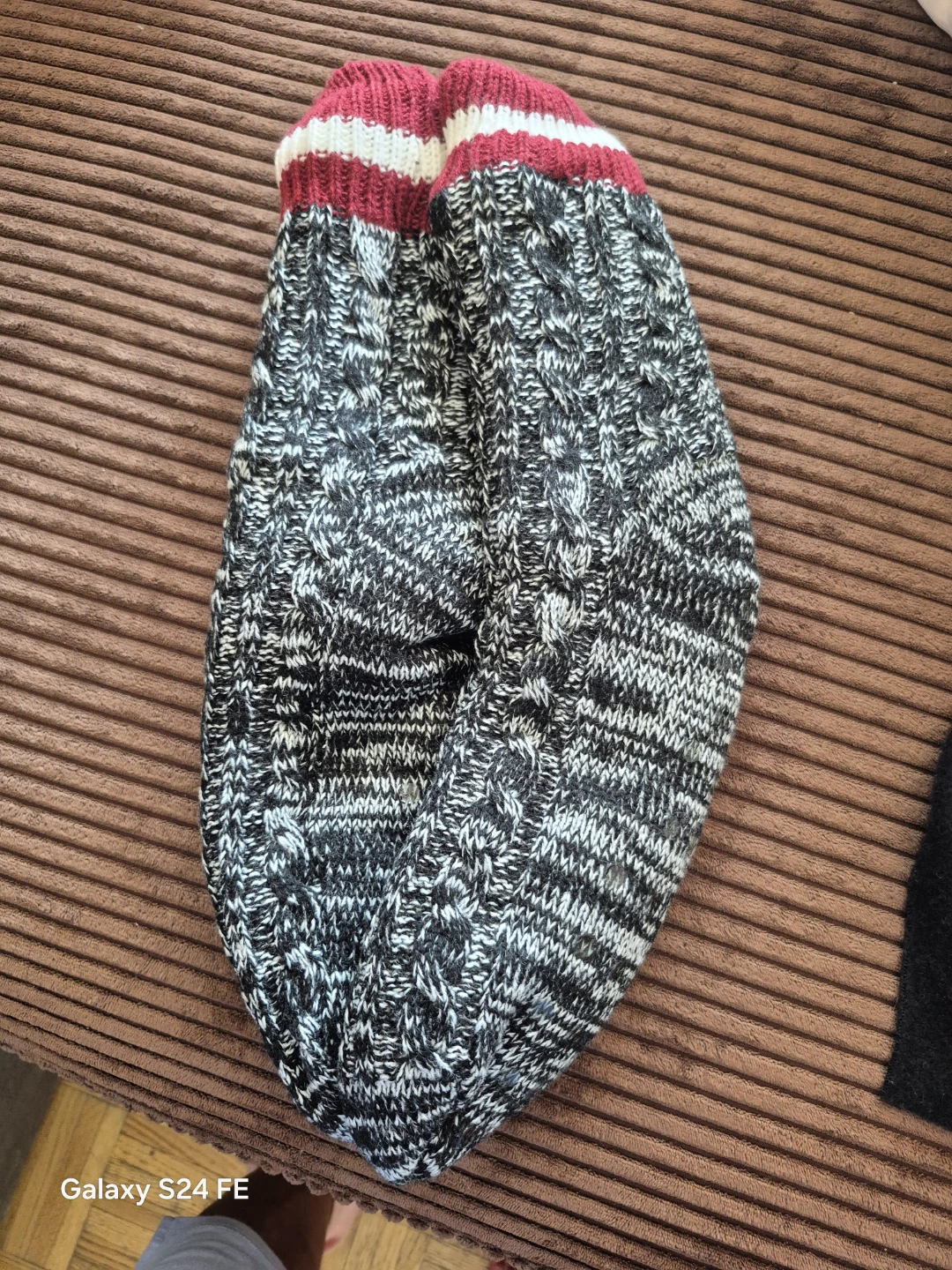 Cable Knit Slipper Socks
