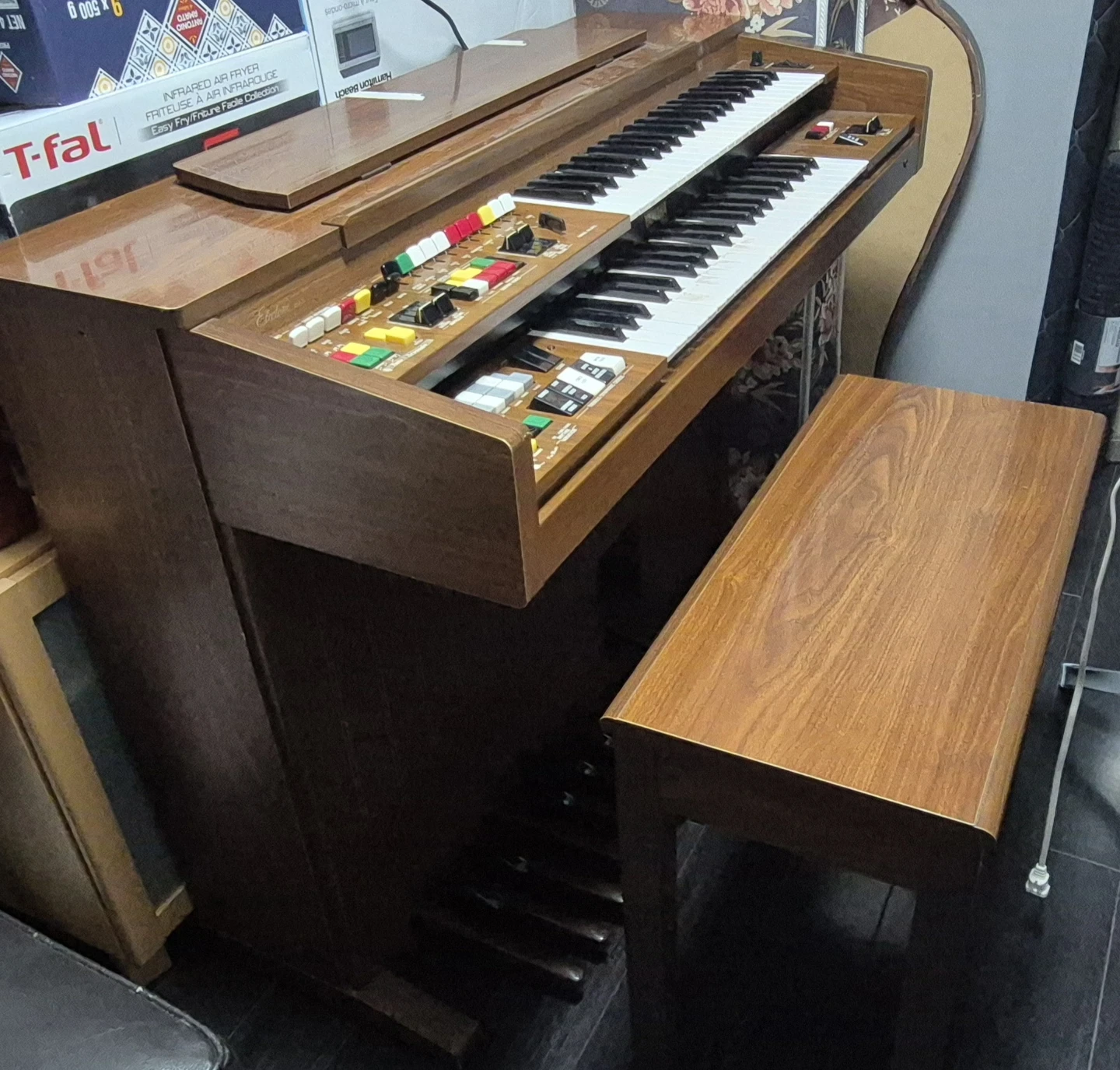 Yamaha Electric Organ - photo 2