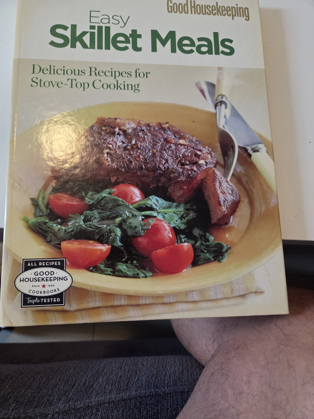 Good Housekeeping Easy Skillet Meals Cookbook
