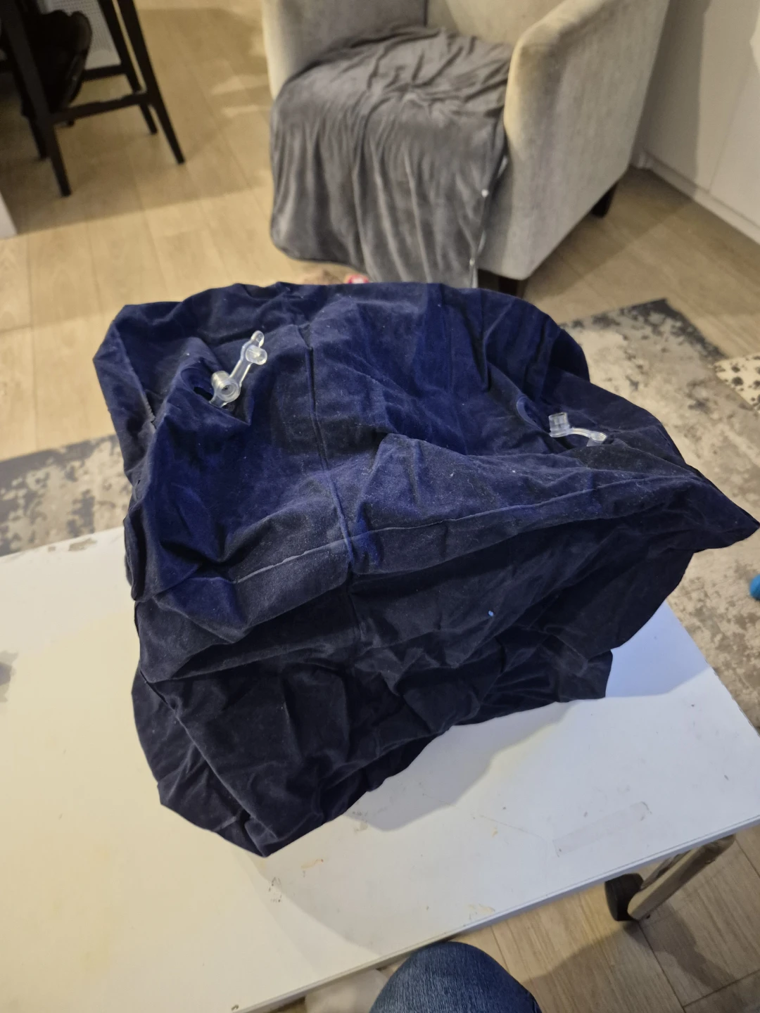 Inflatable Travel Pillow with Carrying Bag - photo 2