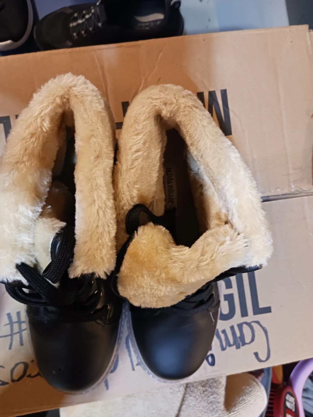 Olivia Miller Black Faux Fur Lined Boots - photo 3