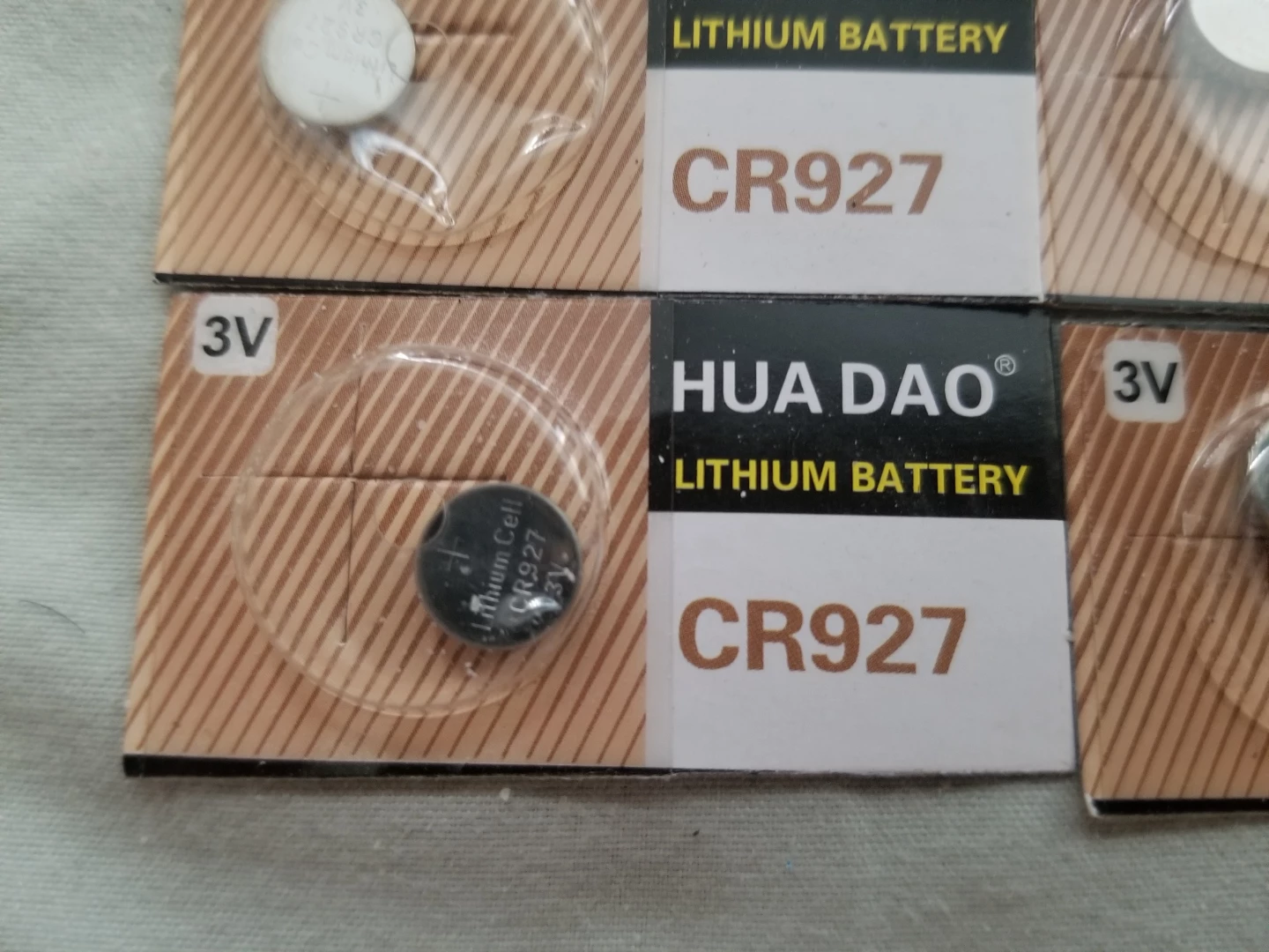 16 CR927 3V Lithium Coin Cell Batteries all for $80 or. b.offer - photo 3