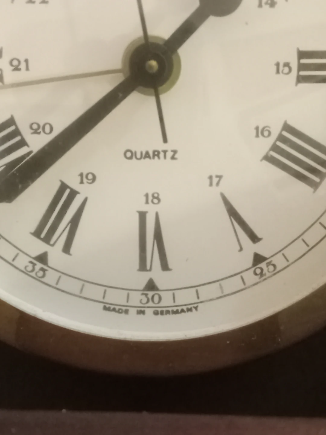 Bulova Quartz Desk Clock - photo 3