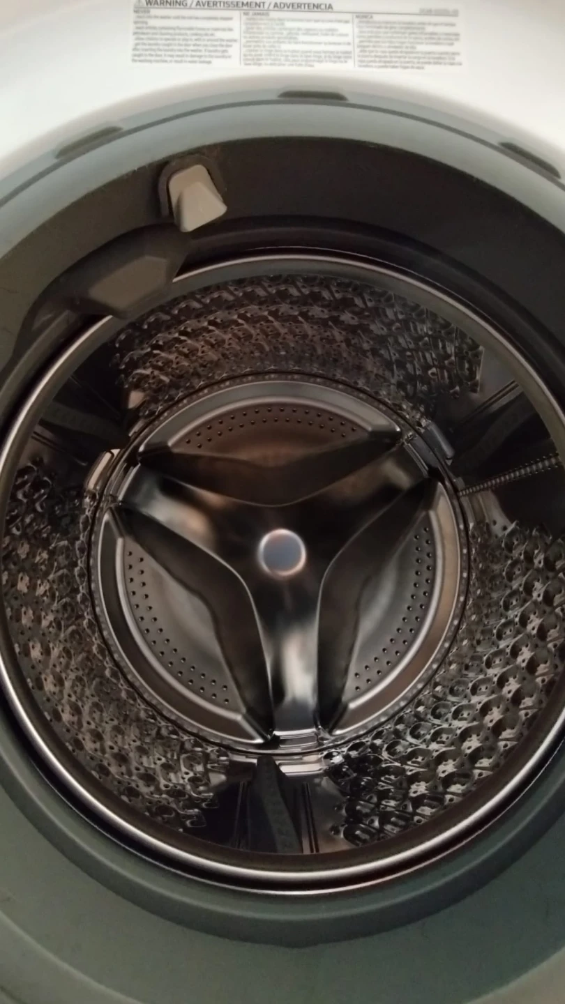Samsung Front Load Washer - photo 3