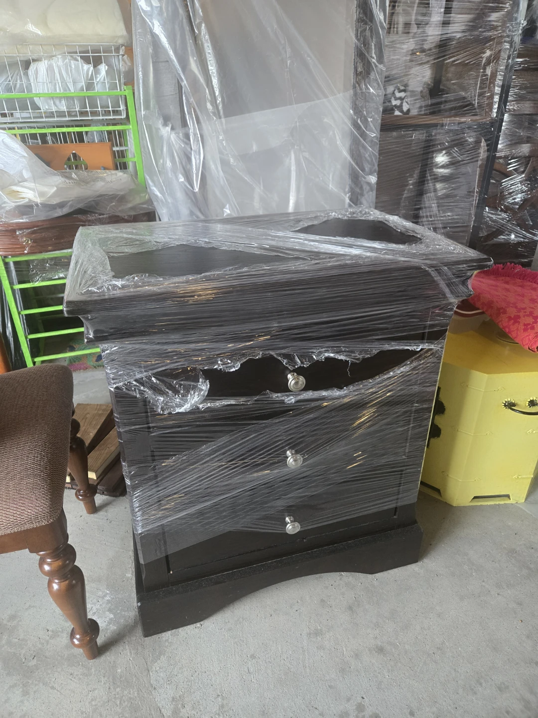 2 Dark Wood 3-Drawer Nightstands - photo 2
