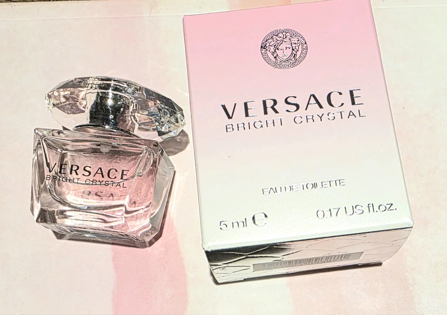 New Versace Bright Crystal Travel Size Eau de Toilette 5 ml!