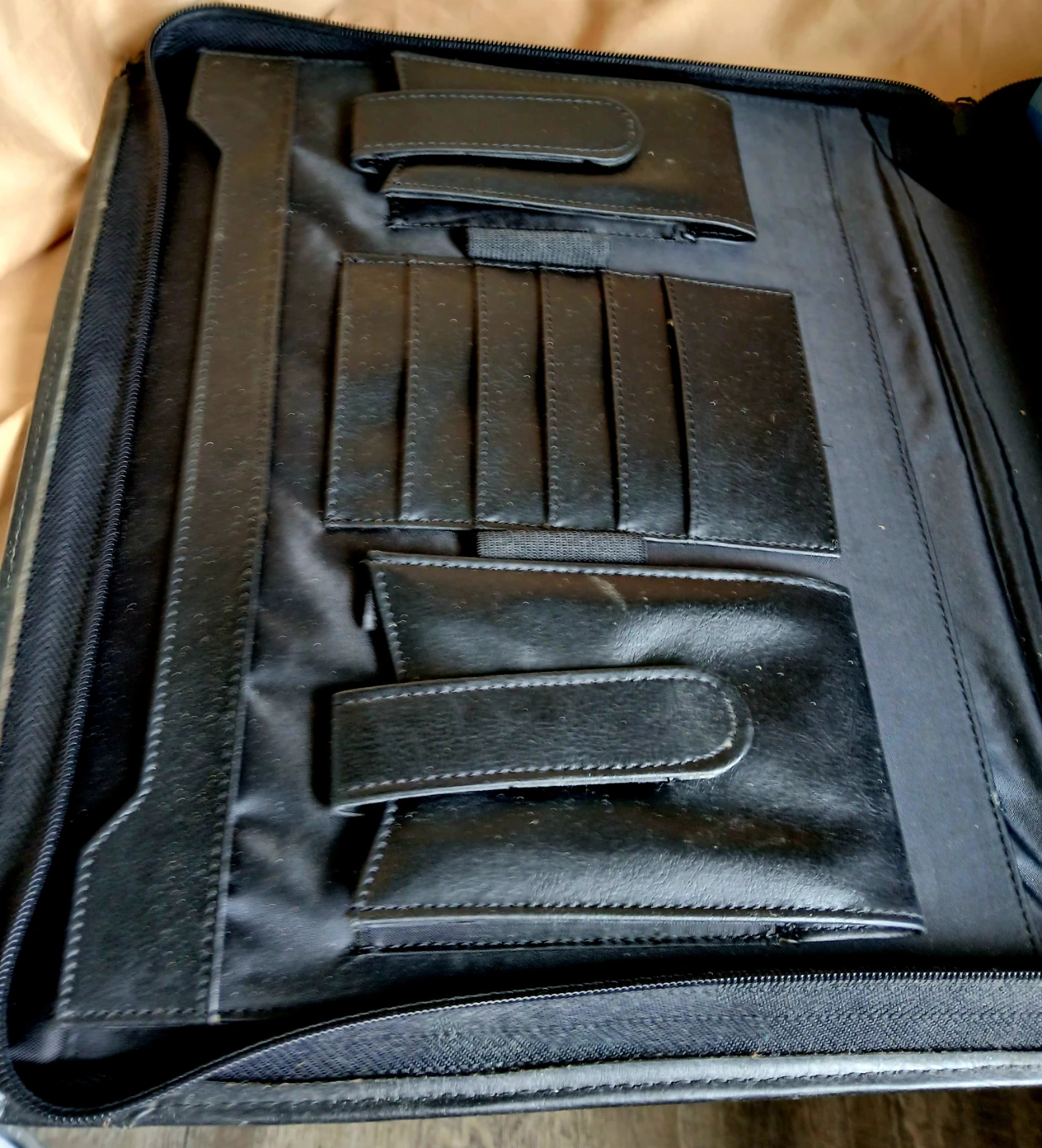 Black Leatherette Document & Laptop Portfolio - photo 3