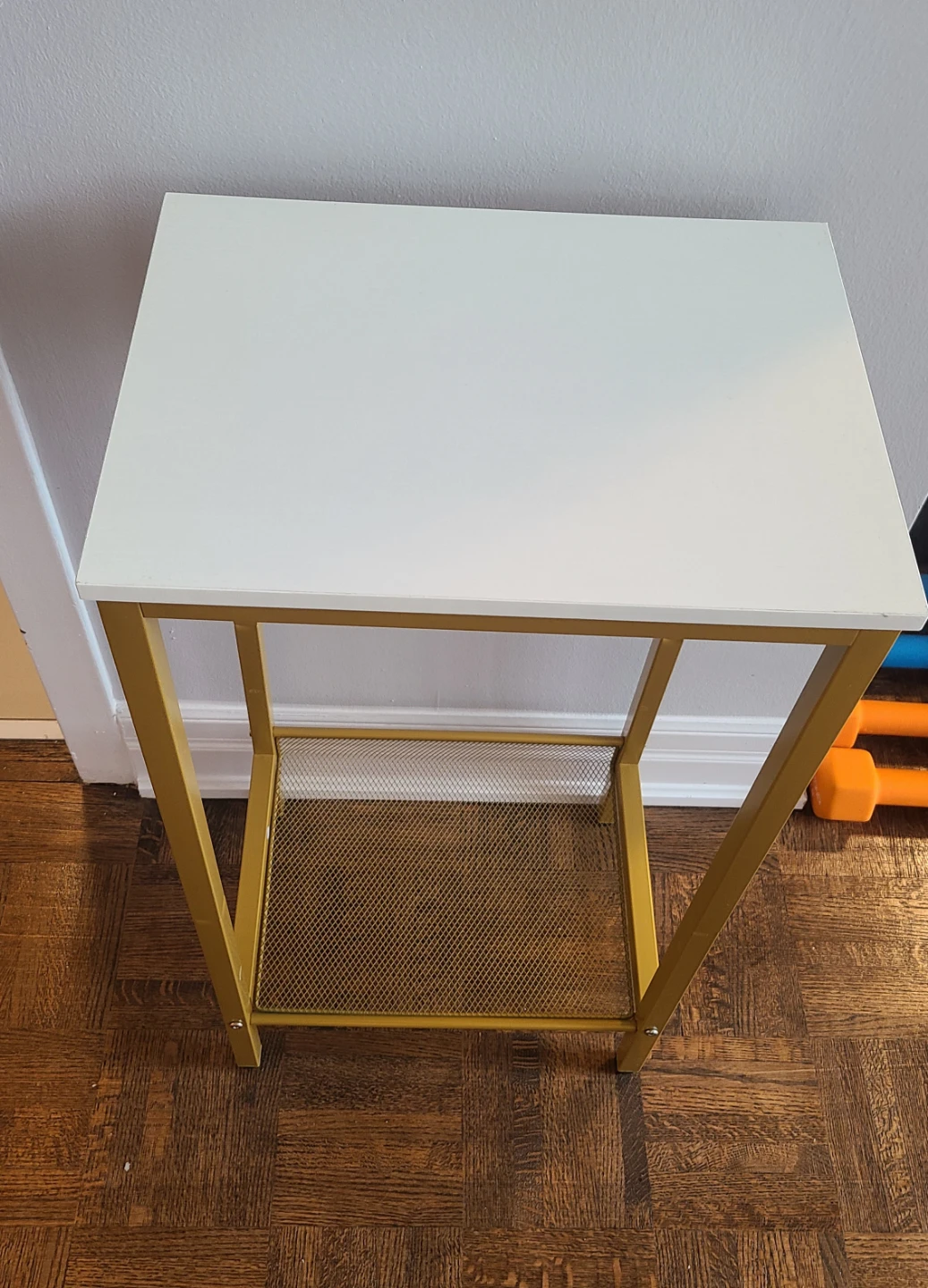 White and Gold Metal Side Table - photo 2