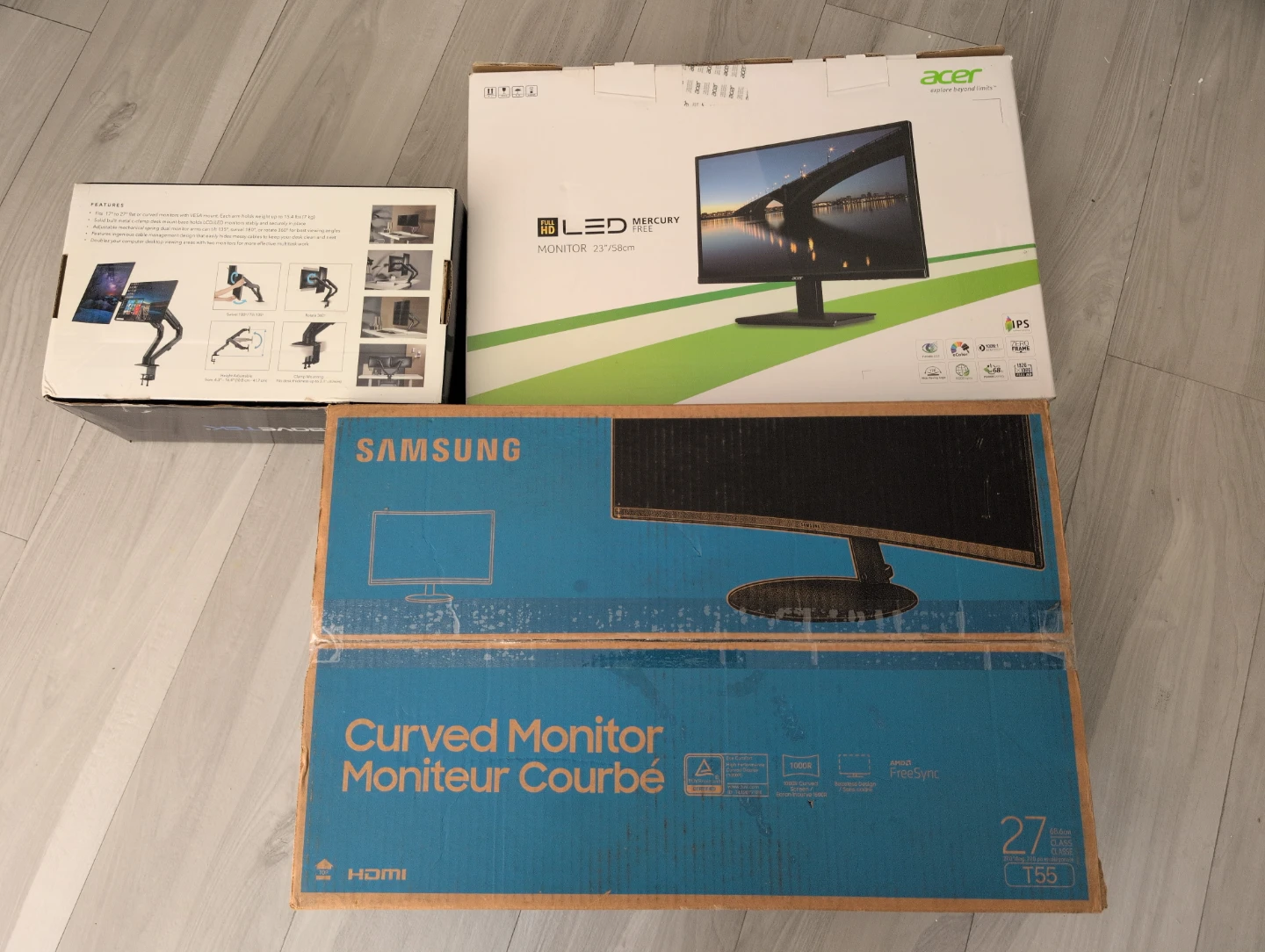 Samsung Curved Monitor, Acer Monitor, Dual Mount