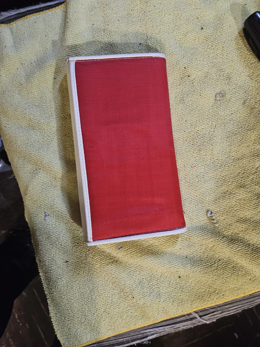 Red and White Bifold Wallet Clutch - photo 3
