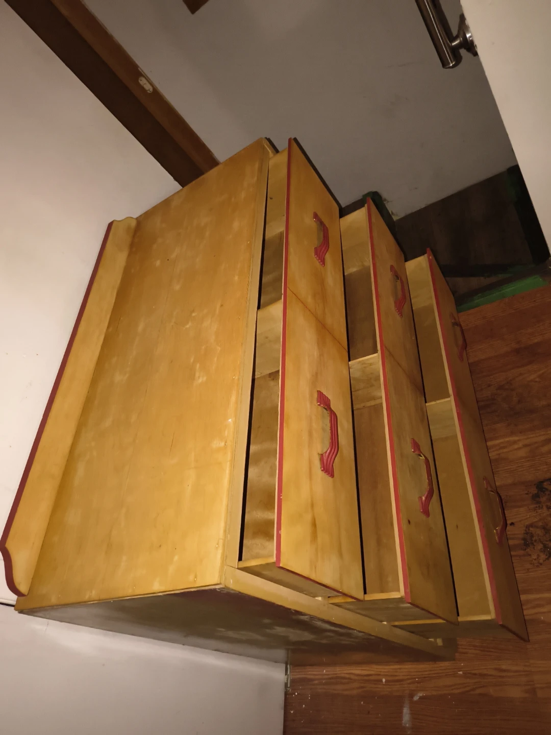 Vintage Wooden 6-Drawer Dresser - photo 3