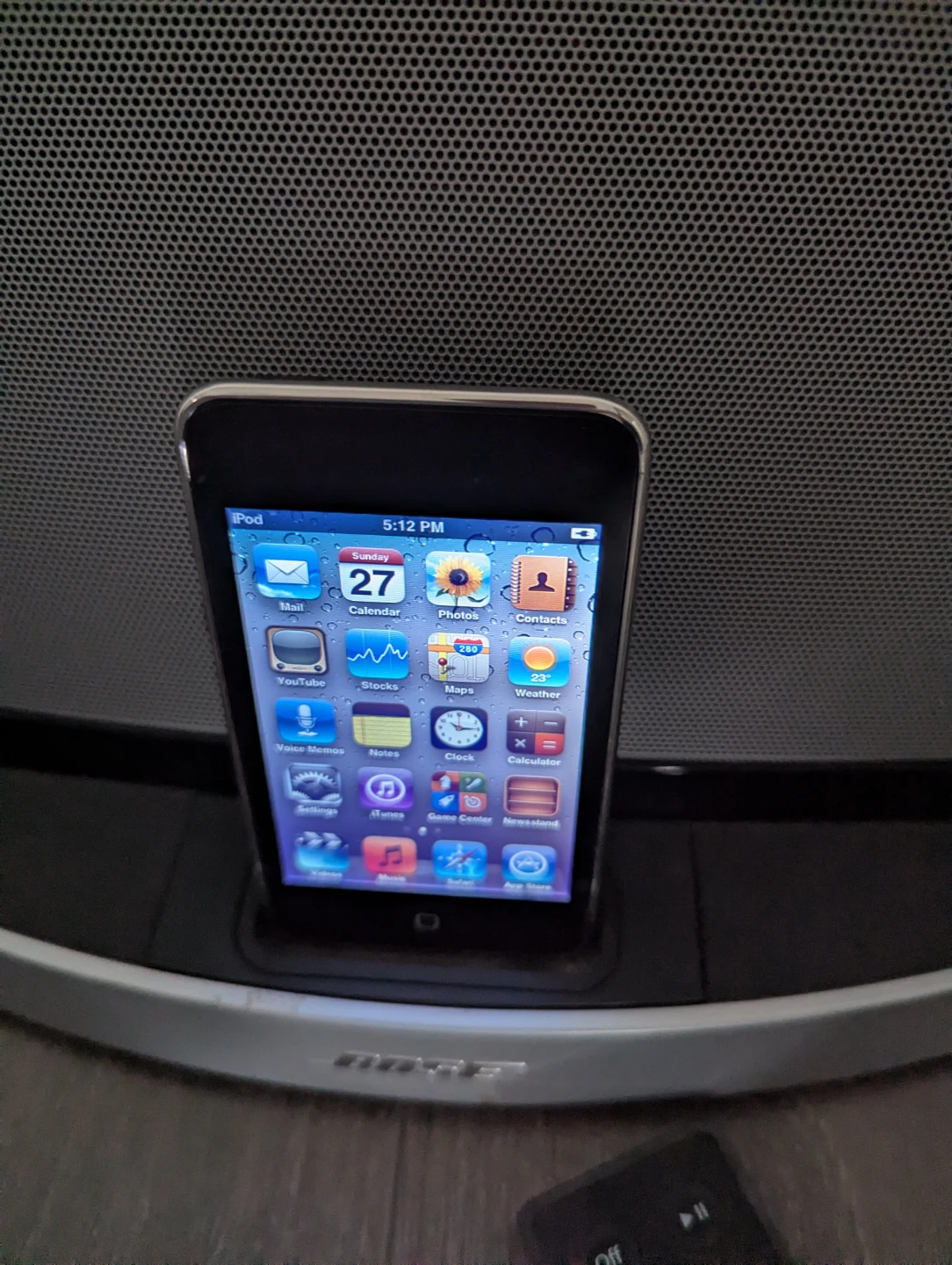 Bose SoundDock Digital Music System with iPod & Bluetooth - photo 3