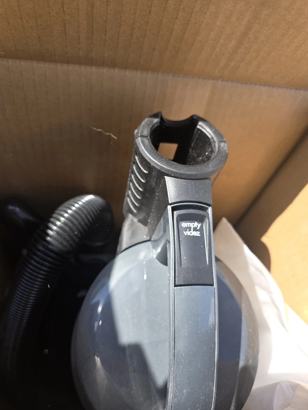 Bissell AeroSwift Compact Upright Bagless Vacuum 1808E - photo 4
