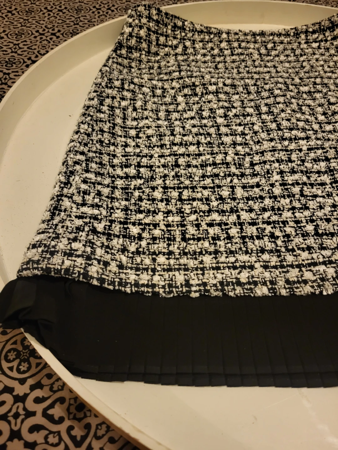 Melanie Lyne Tweed Skirt Size 4 - NWOT
