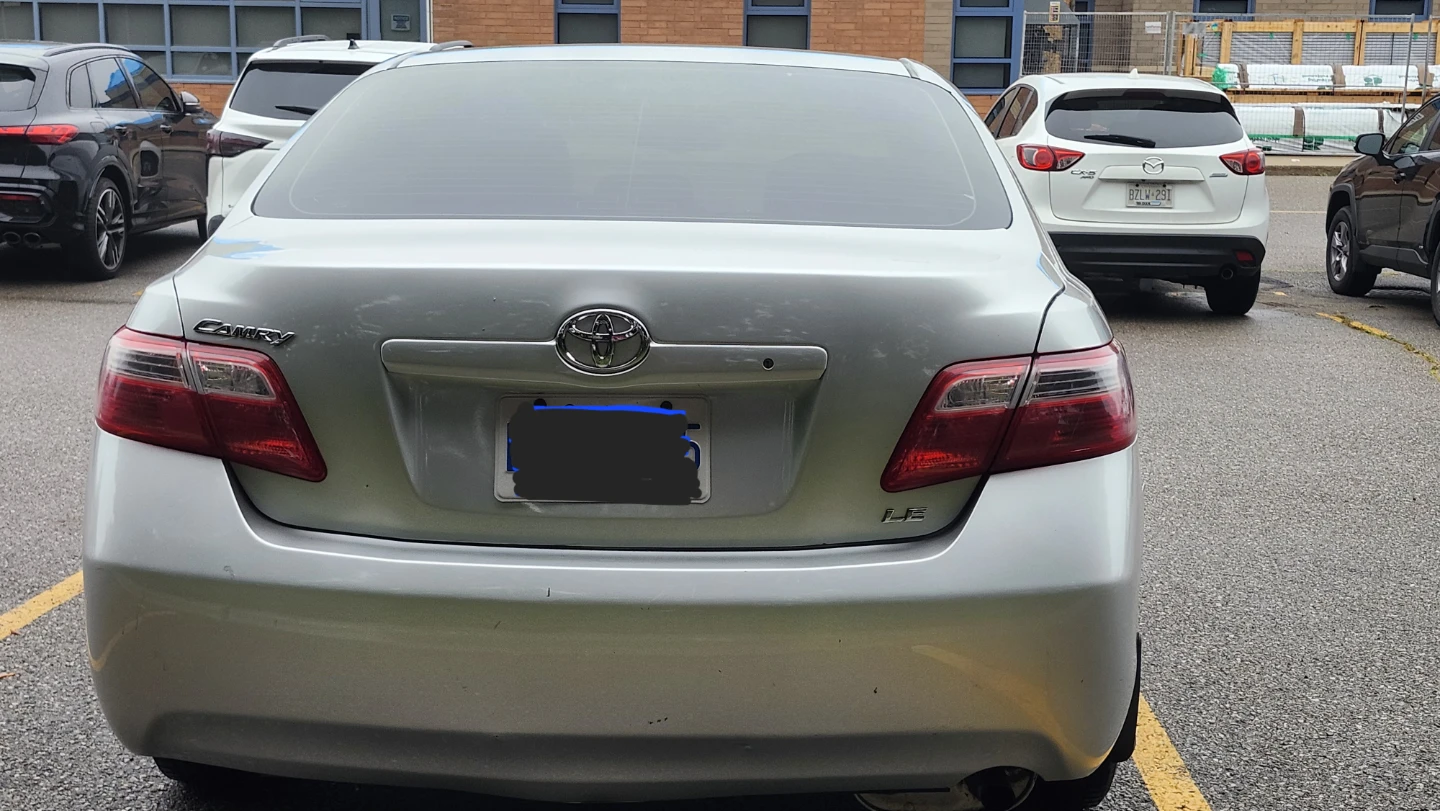 Toyota Camry LE 2009 - photo 2