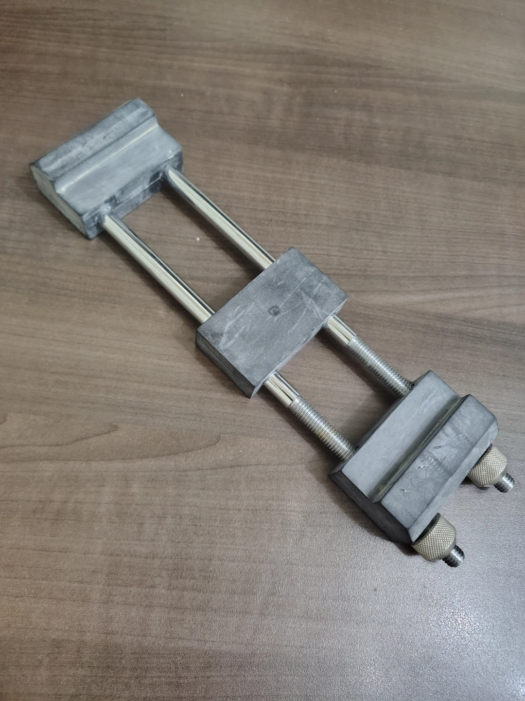 Sharpening Whetstone Holder – Made in Japan (Naniwa)