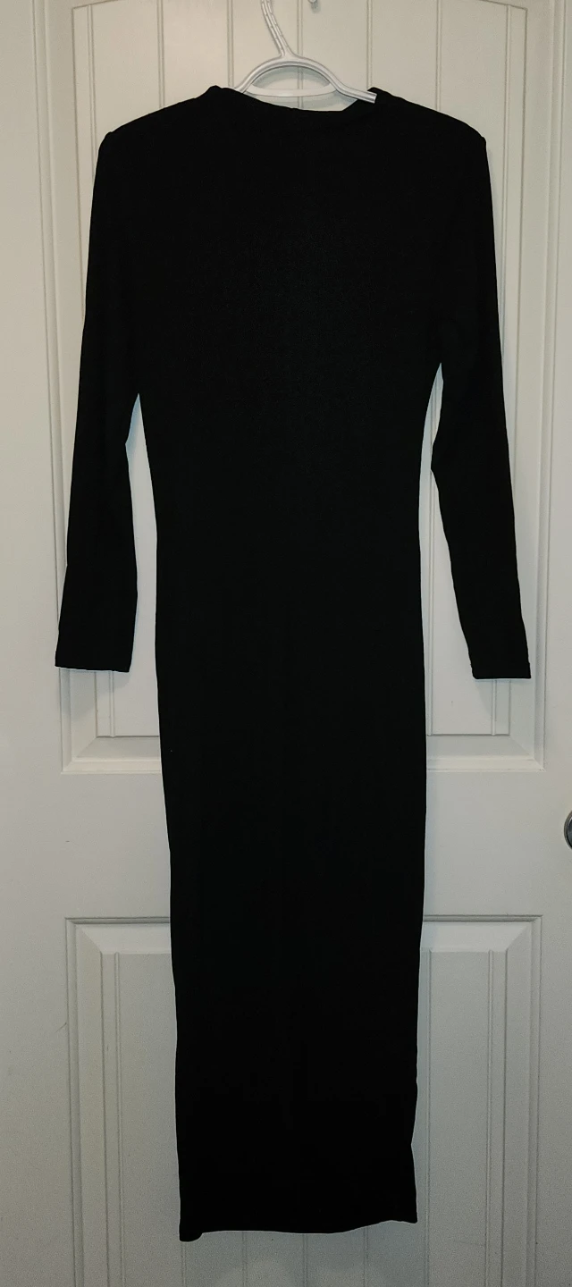 Black long-sleeved dress - photo 3
