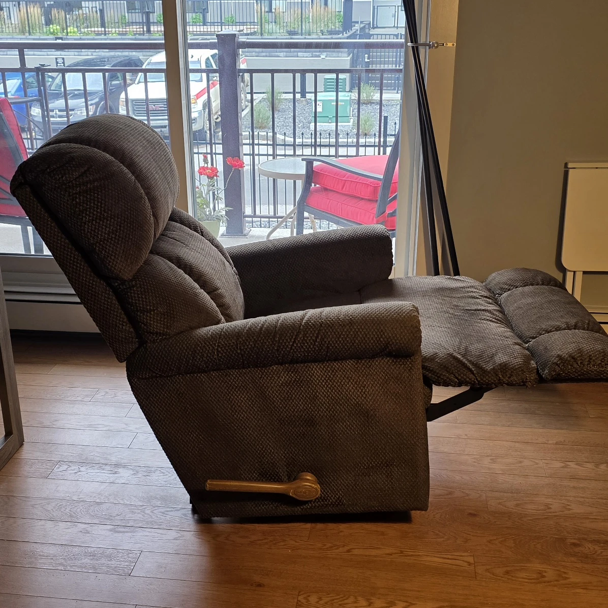 La-Z-Boy Brown Rocker Recliner - photo 4