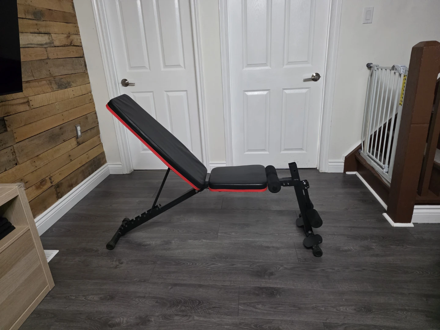 Adjustable Weight Bench