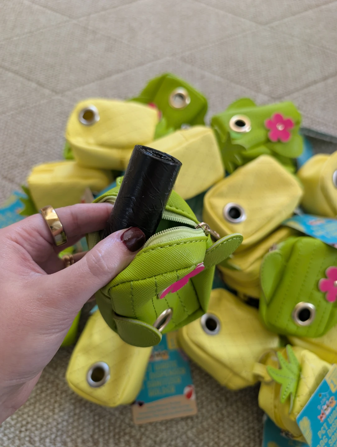 PET/DOG WASTE POOP BAG KEYCHAINS - photo 3