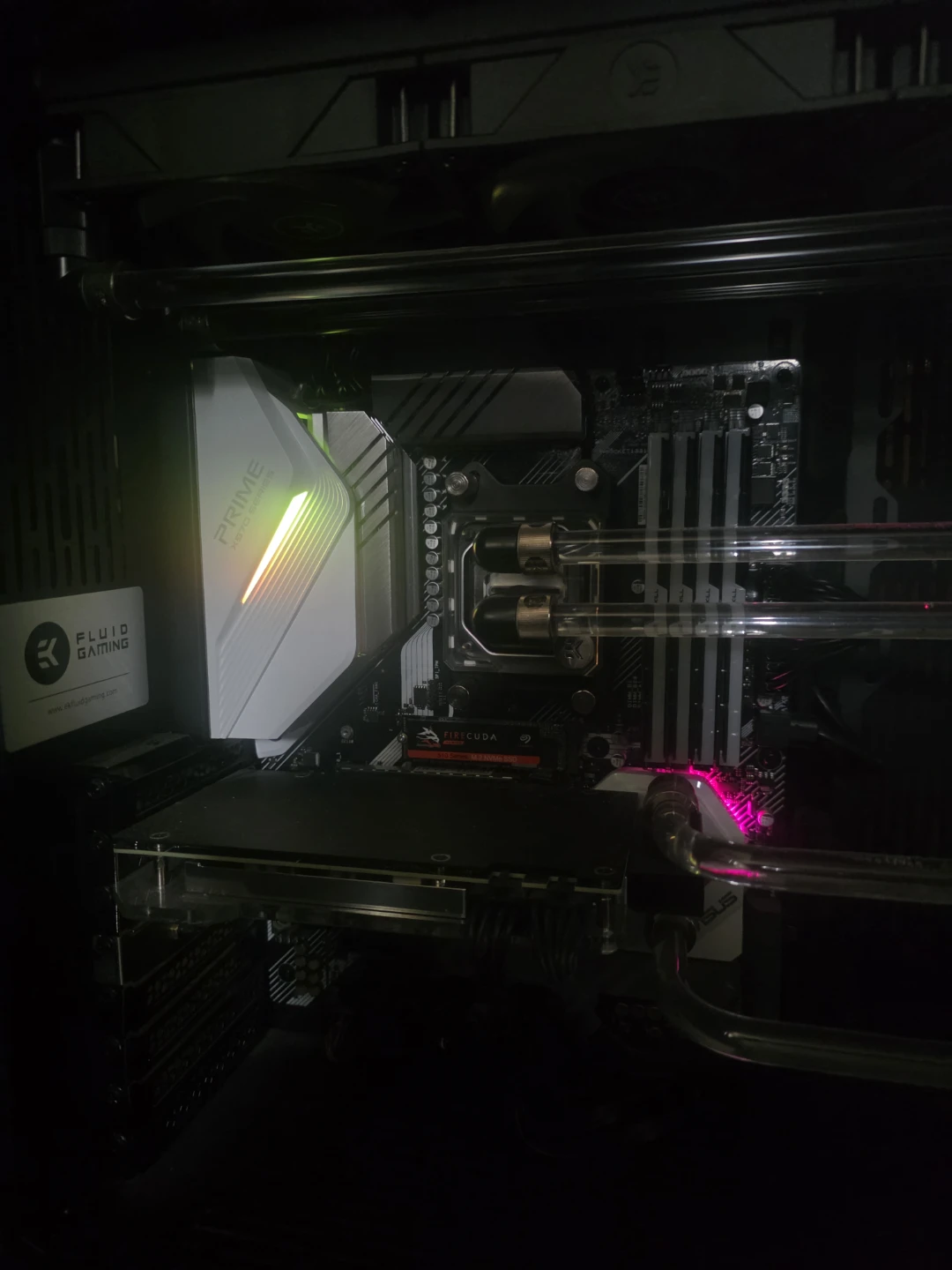 Ek fluid 250 series liquid cooled pre-built PC - photo 2