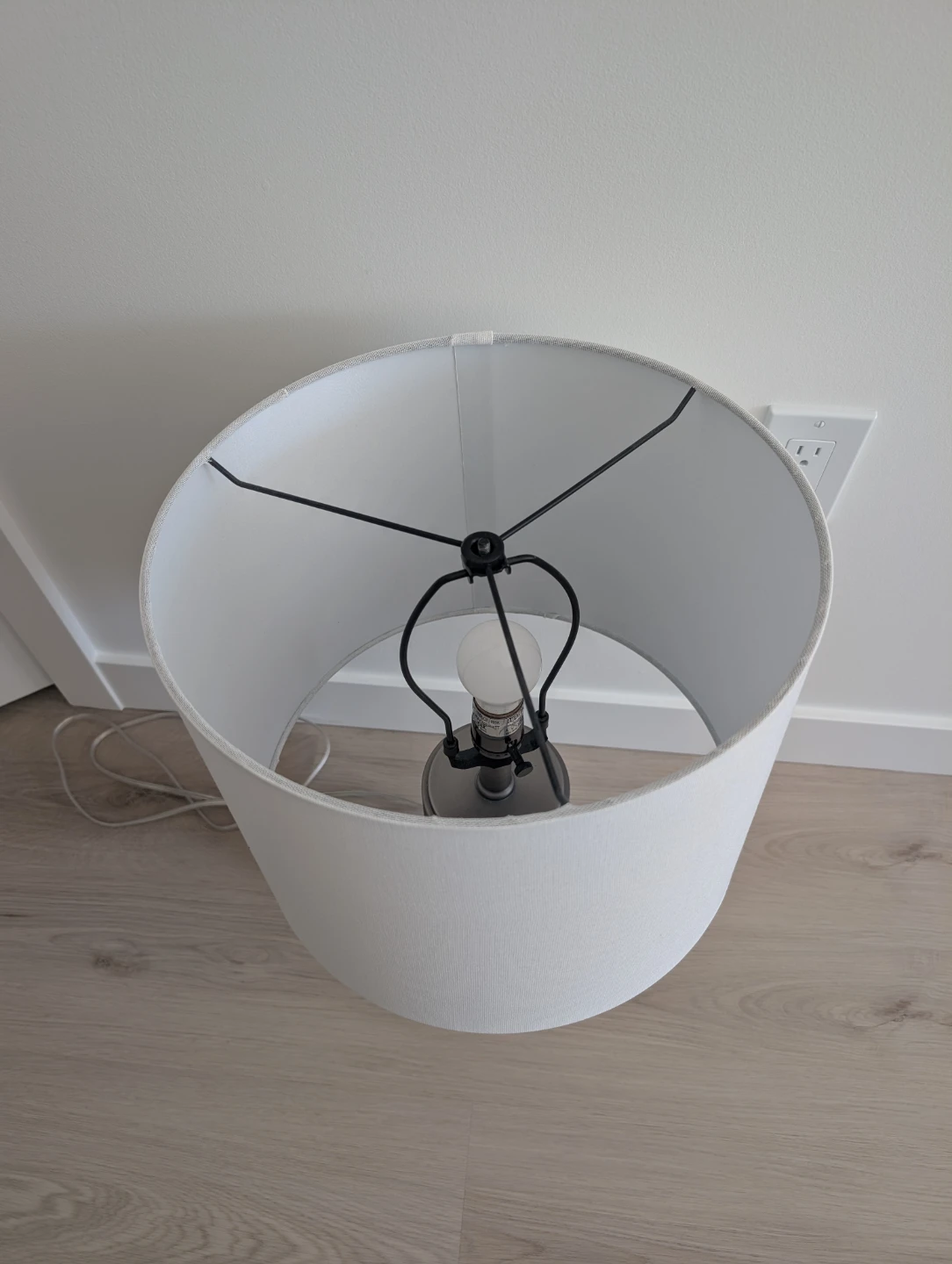 Table Lamp - photo 2