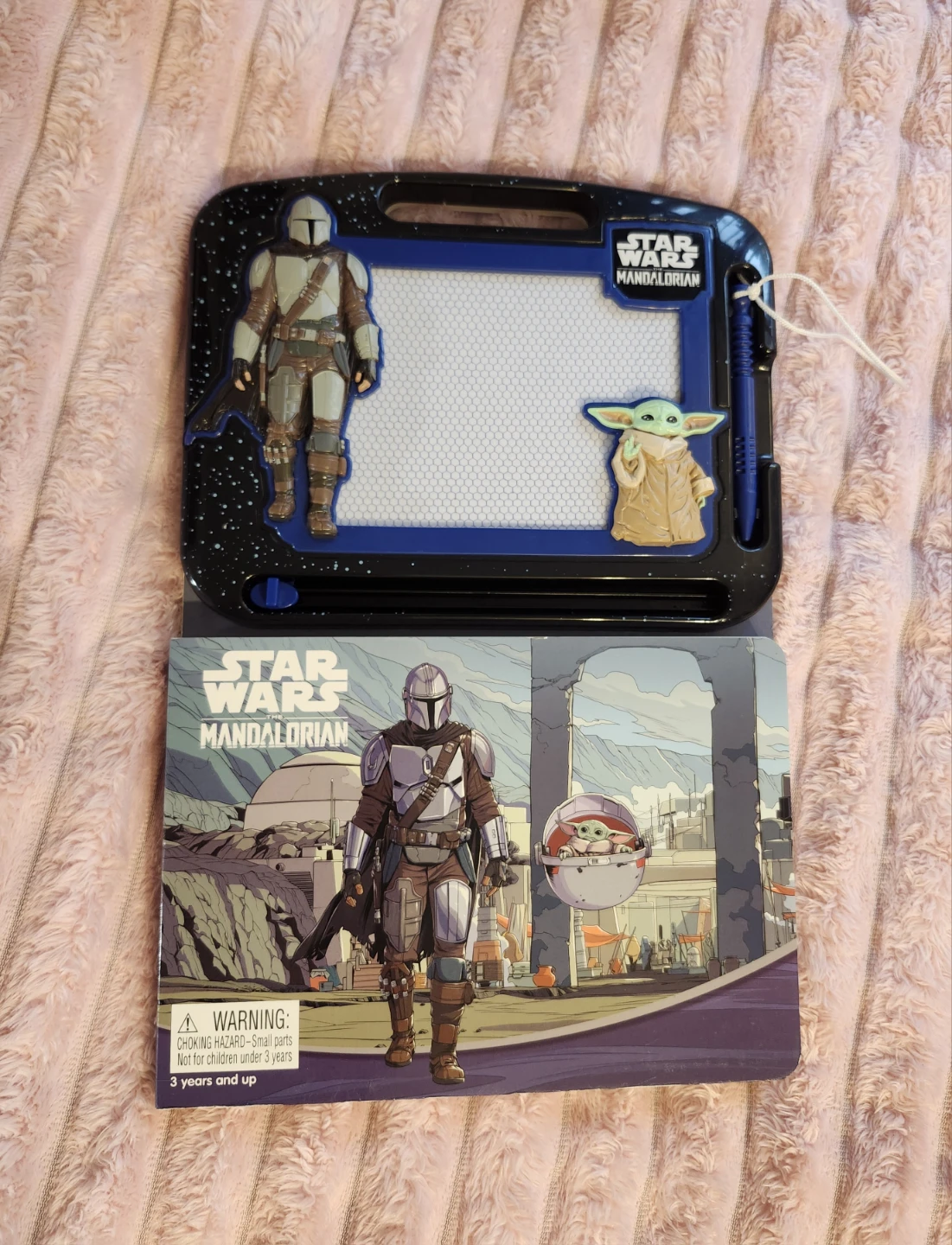 Star Wars The Mandalorian Magnetic Drawing Pad Book