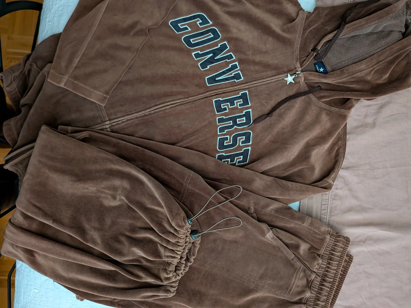 Vintage 90s Converse velour track suit - photo 2