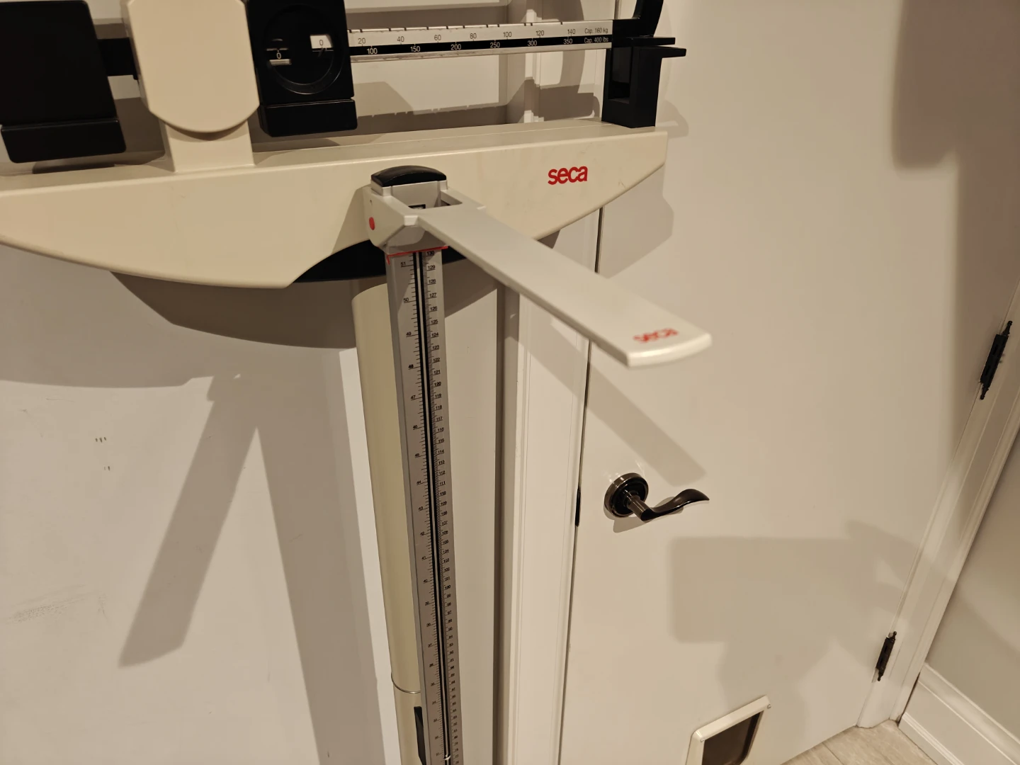 Seca doctor's scale - photo 4