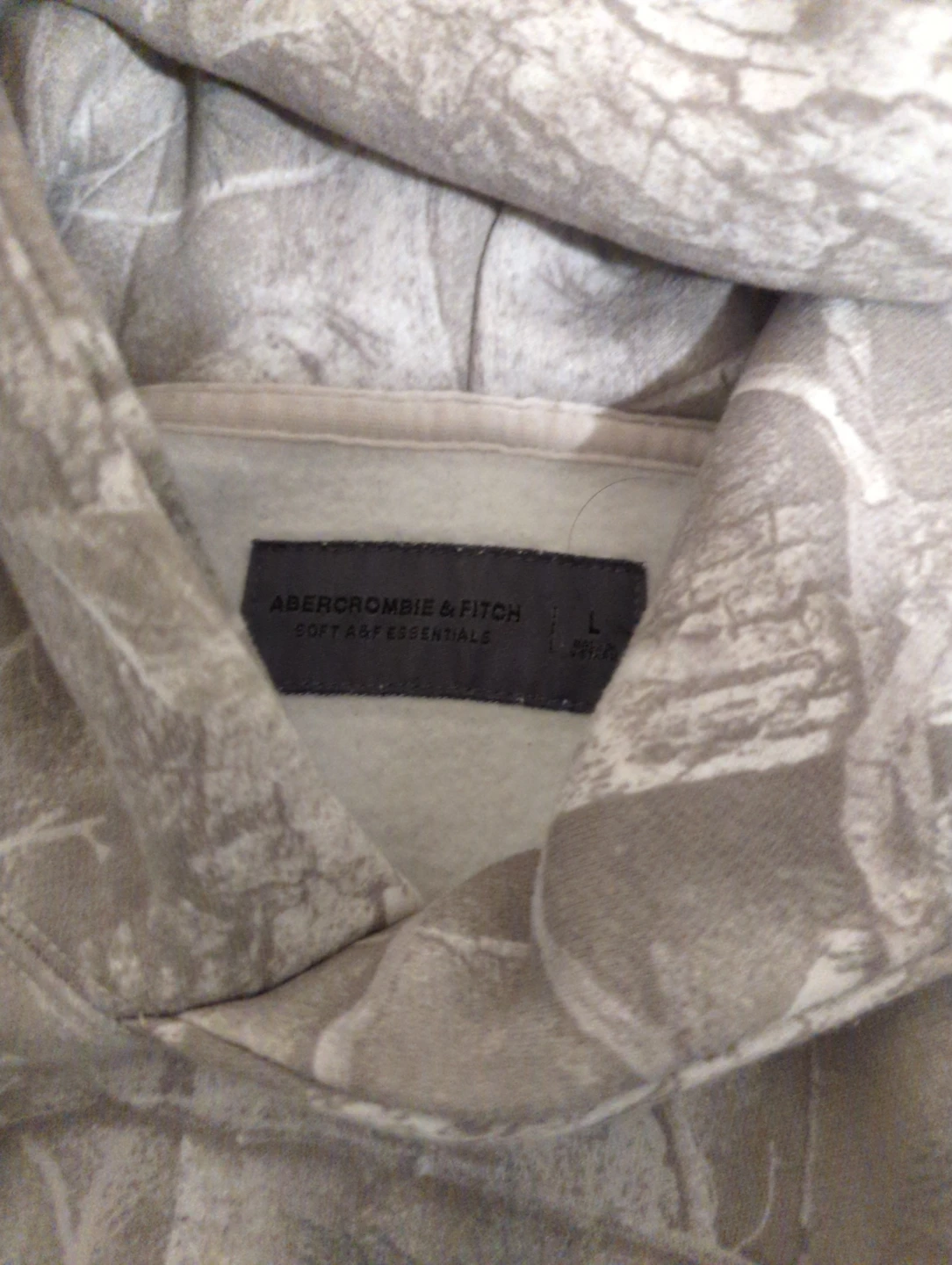 Abercrombie & Fitch Soft A&F Essentials Camo Hoodie - photo 2