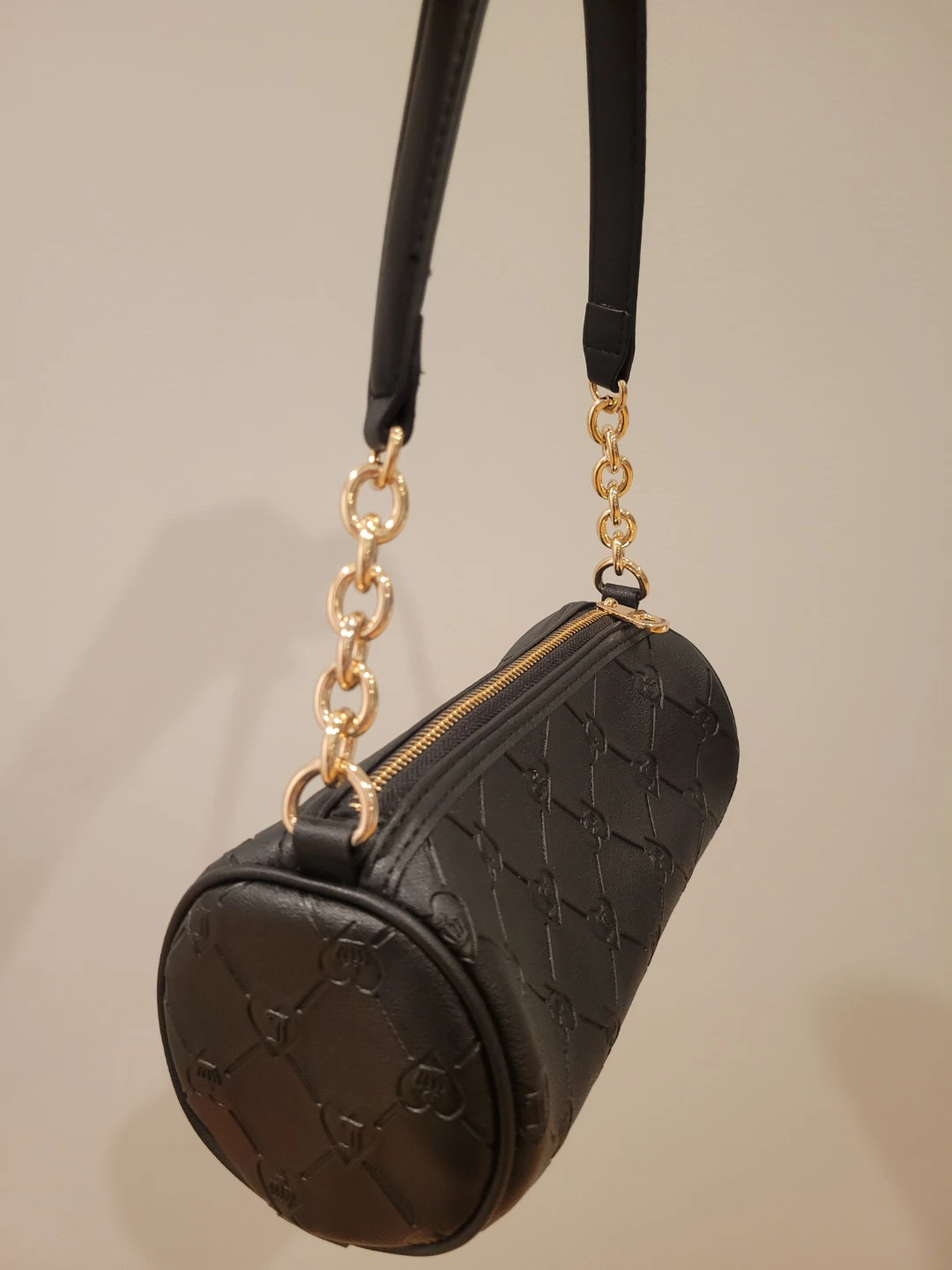 Juicy Couture Black Barrel Bag - photo 2