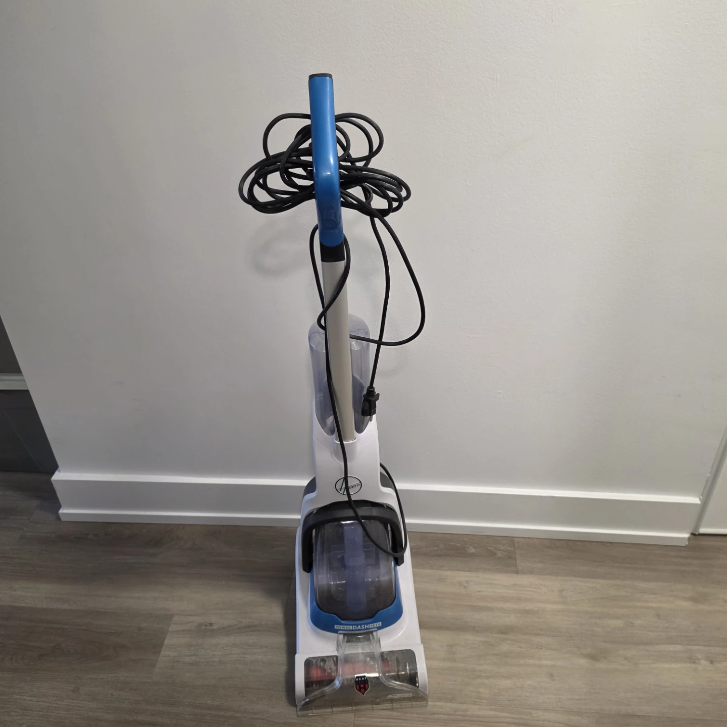 Hoover PowerDash Pet Carpet Cleaner - photo 2