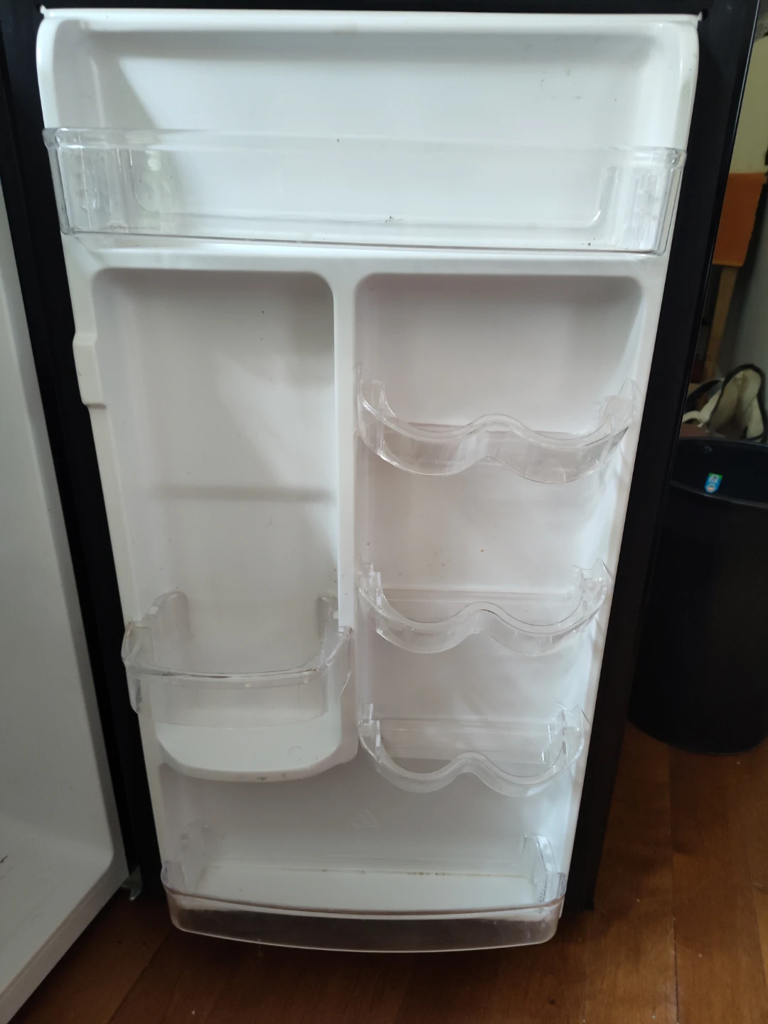 Hamilton Beach Mini Fridge - photo 2