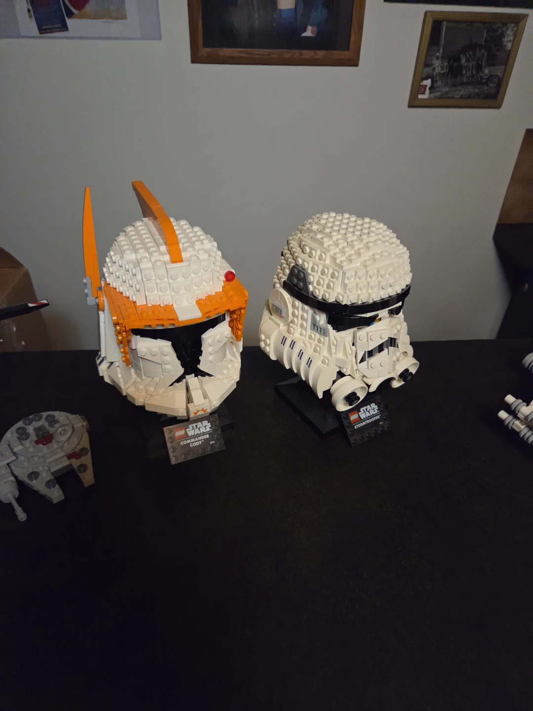Assorted LEGO Star Wars and Technic Models - photo 4