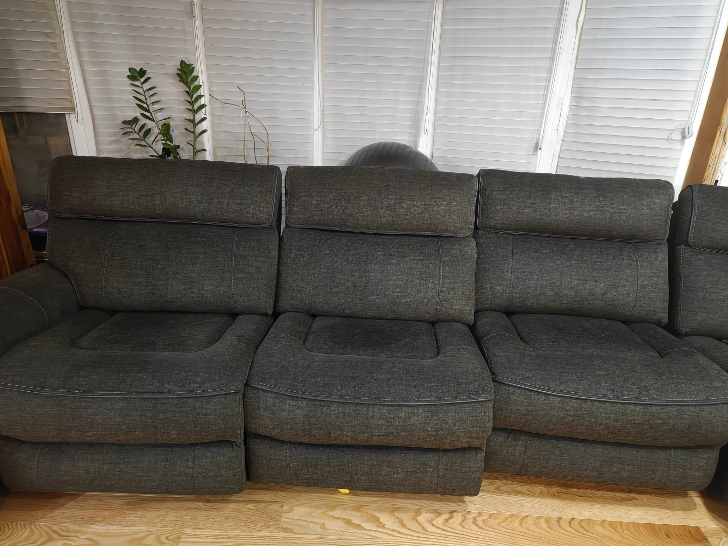 Dark Gray Reclining 7 piece Sectional Sofa - photo 3