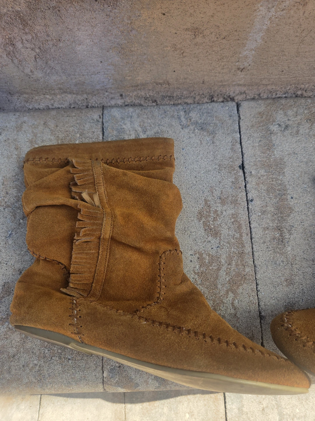 Chinese Laundry Suede Moccasin Boots - photo 3