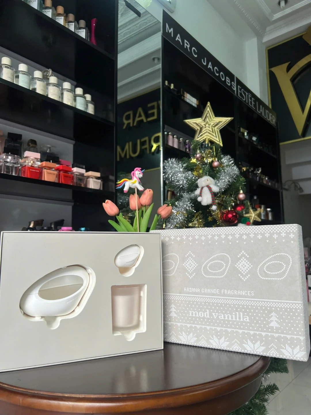 New in Box! Ariana Grande Mod Vanilla Fragrance Set