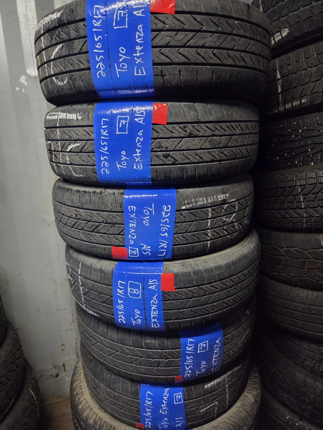 Set of 4 Toyo Extenza A/S Tires 225/65R17