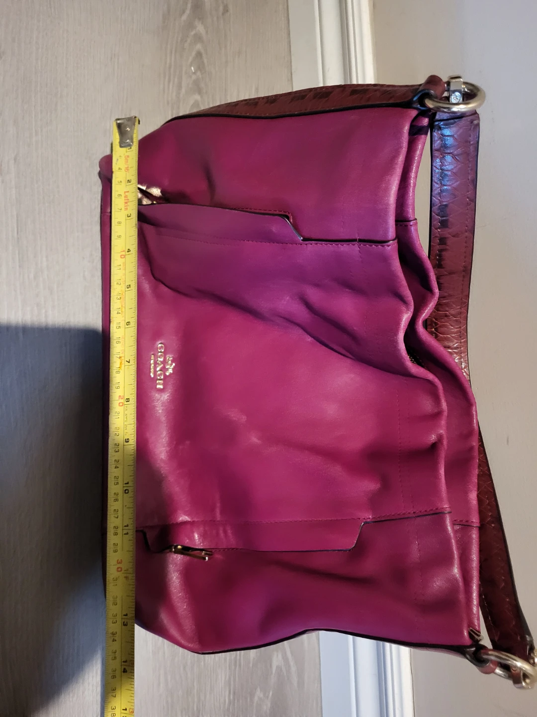 Coach Leather Hobo Bag Magenta - photo 3