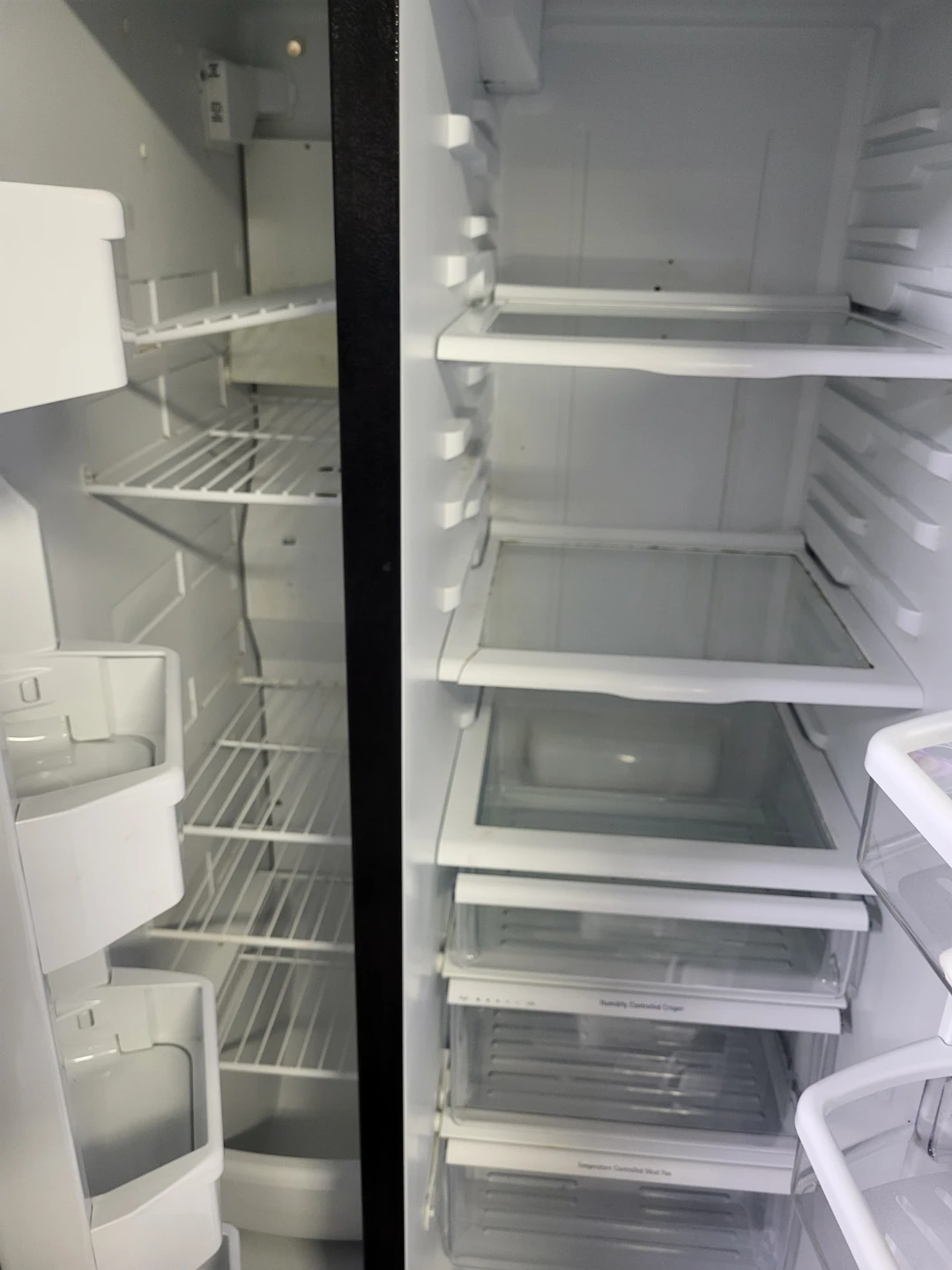 Kenmore Black Refrigerator - photo 4