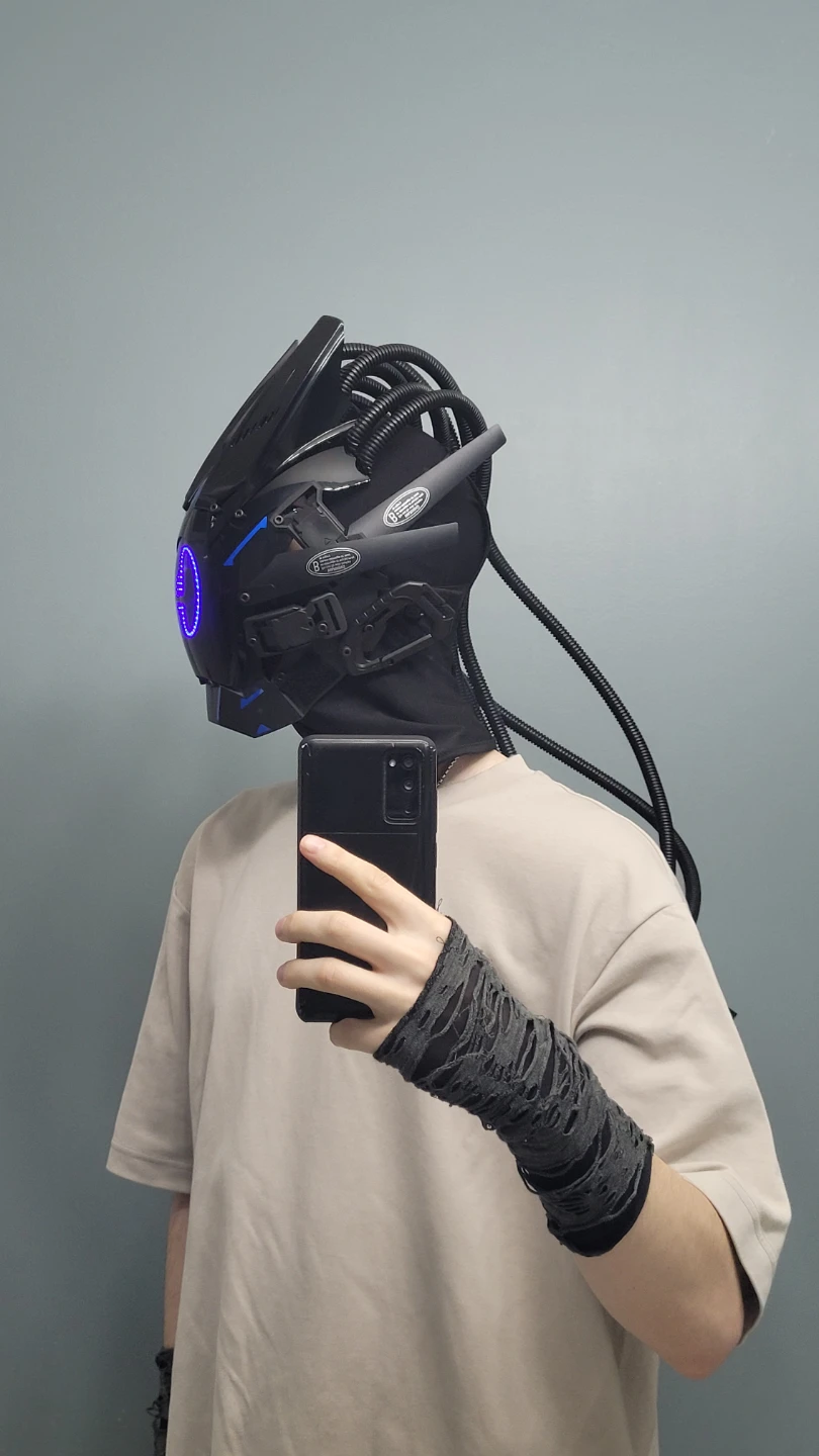 Cyberpunk Sci-Fi Tactical LED Helmet - photo 3