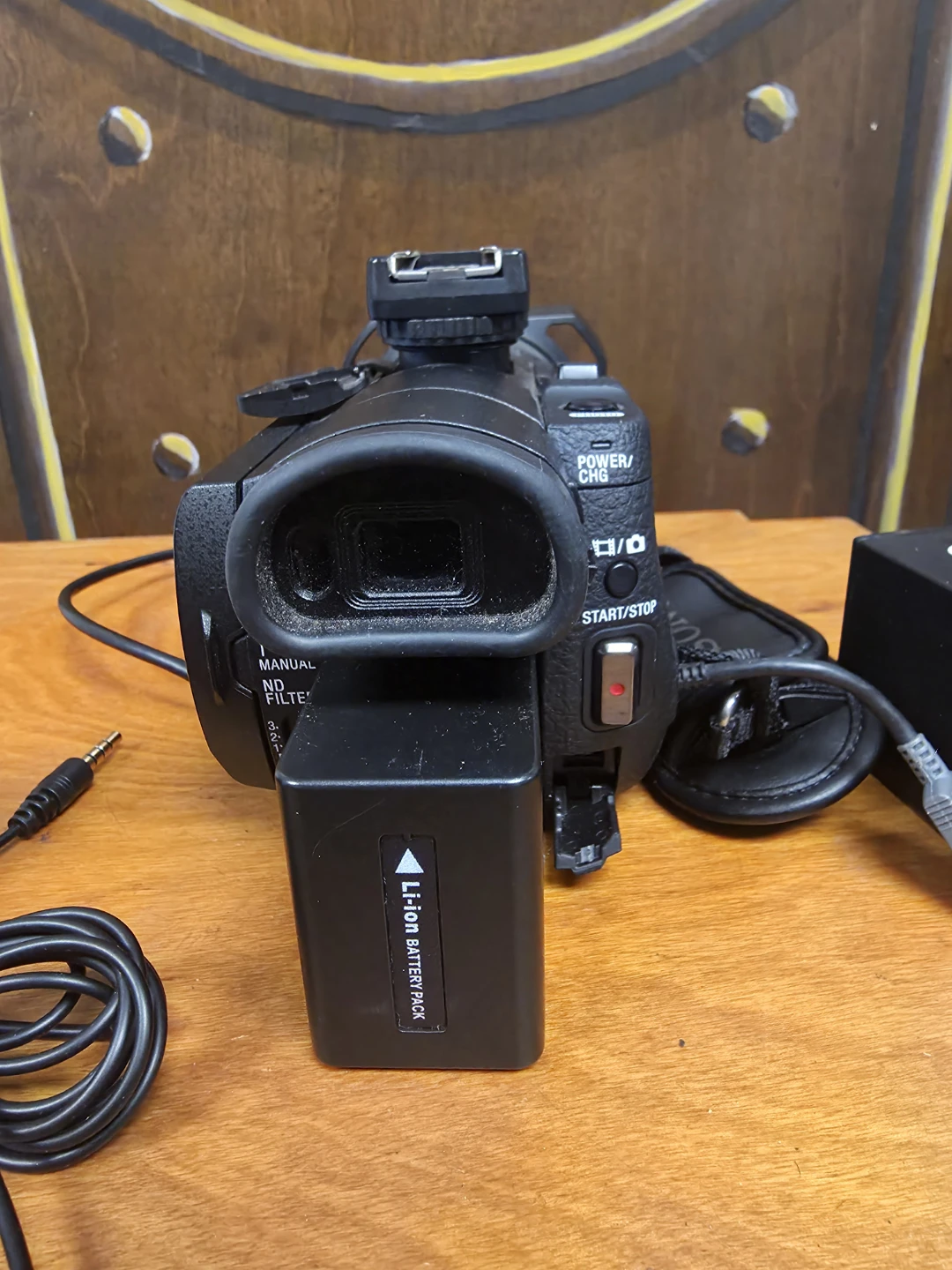 Sony Ax100 4K Camcorder combo packa - photo 3