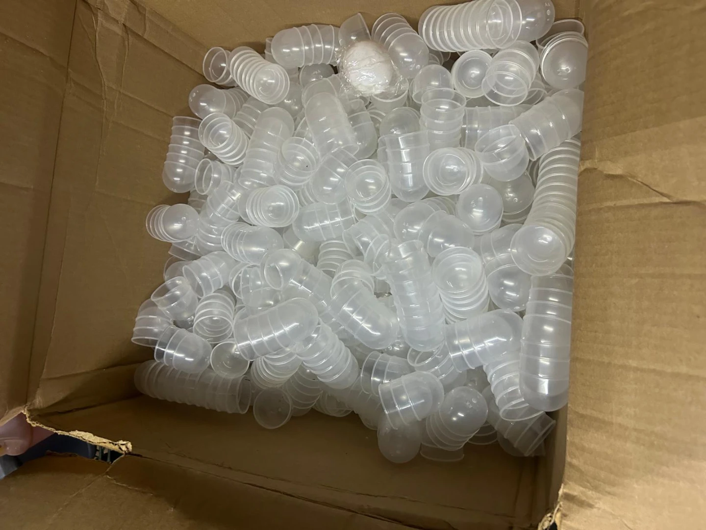 2,000 Pieces 2-Inch Vending Capsules - photo 3