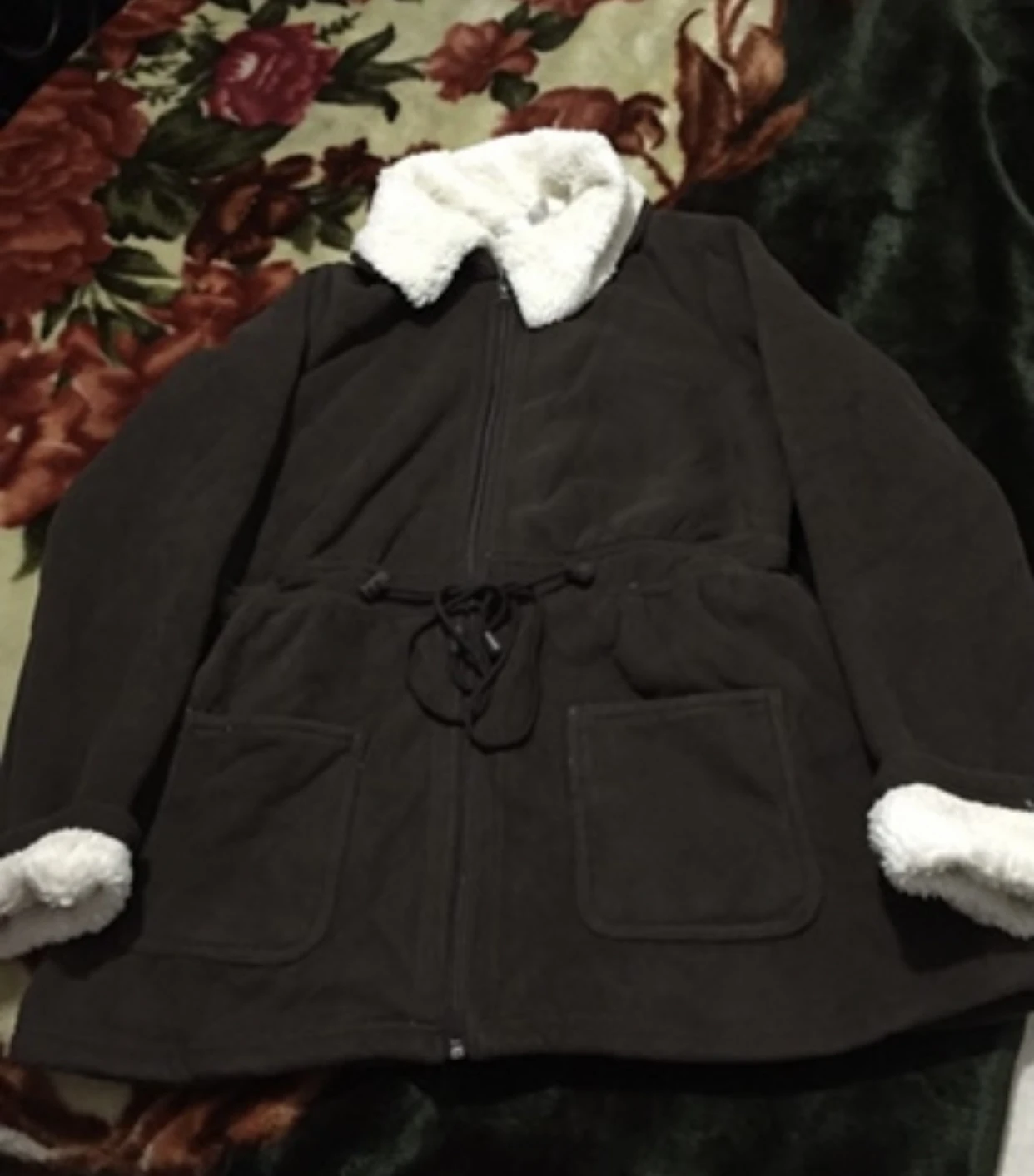 Brown Sherpa-Lined Zip-Up Jacket 🏈