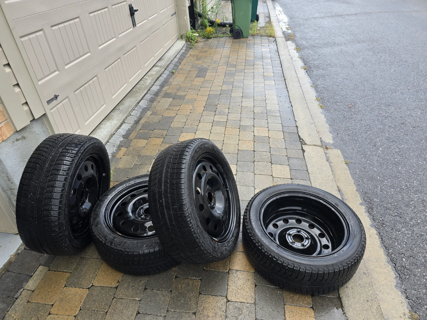 Set of 4 Michelin Green X Tires 235/50R18