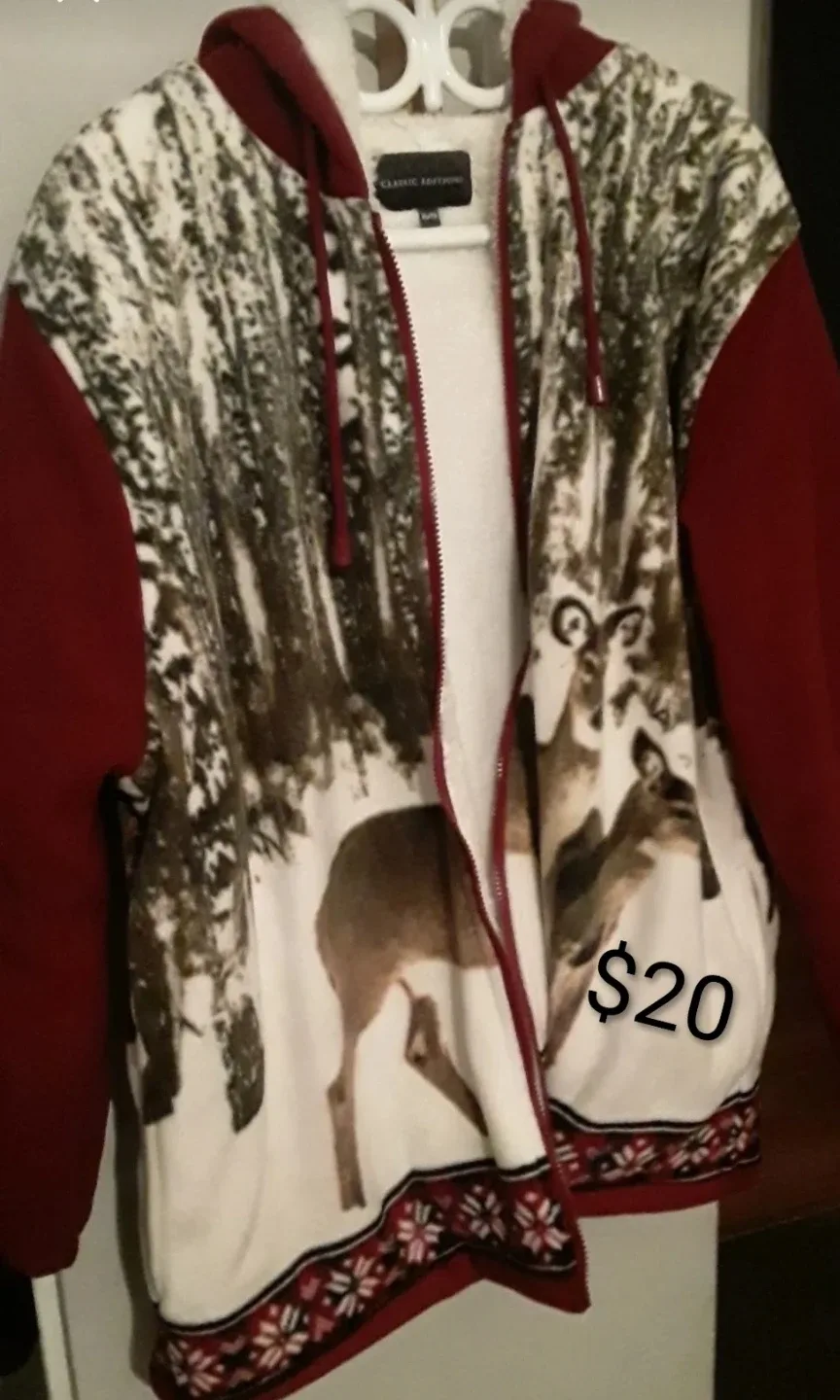 Classic Editions Deer Print Zip-Up Hoodie
