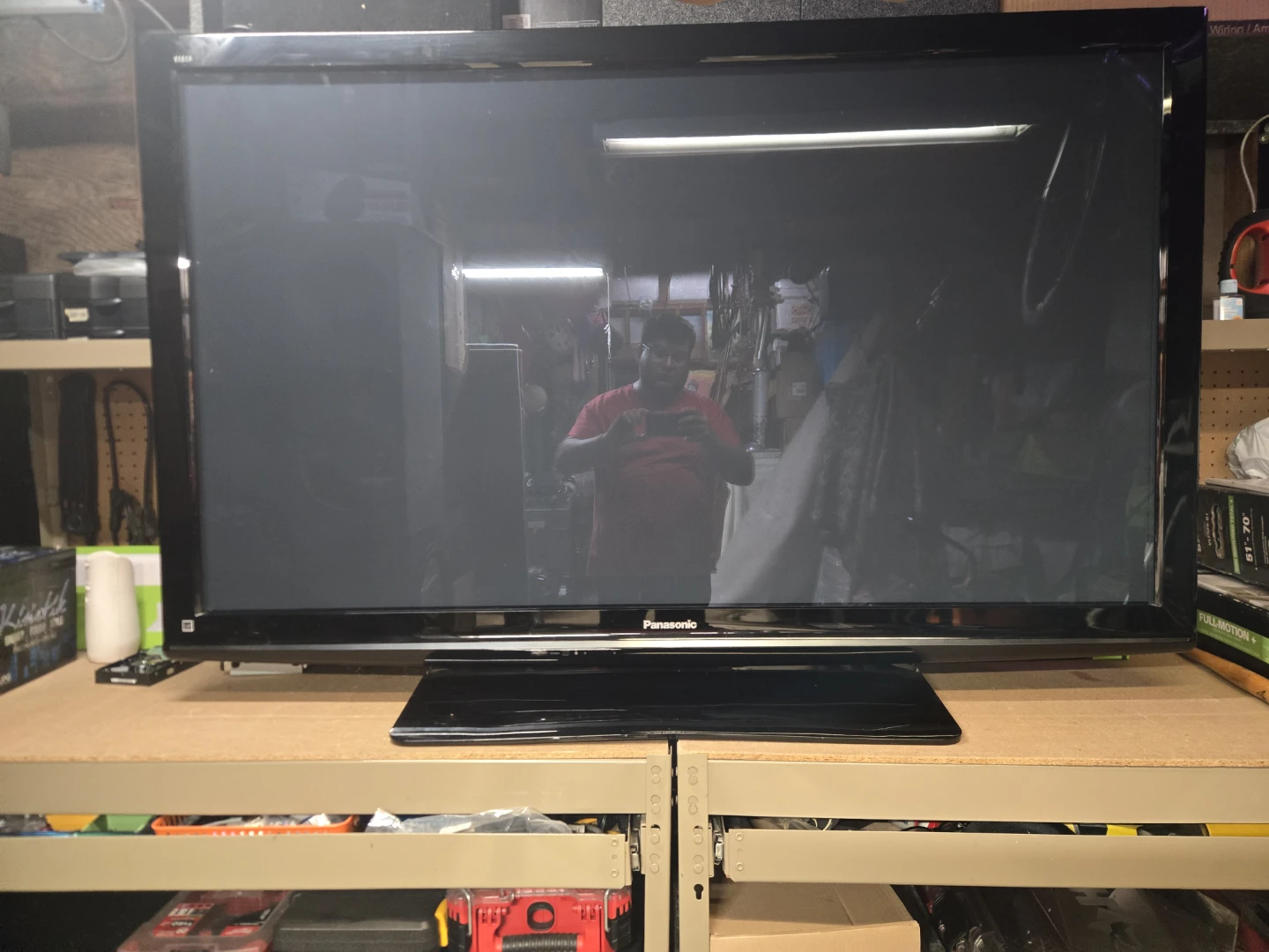 Panasonic VIERA TC-P65S1 65" Full HD Plasma TV - photo 2